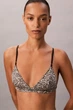 Бюстгальтер с мягкой чашкой Calvin Klein 42(S) Леопардовый (147904) - изображение 1