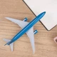 Колекційна металева лита модель пасажирського літака 1:300 Boeing 787 Vietnam Airlines 20 см - зображення 12