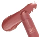 Catrice Blushin' Charm Multi Stick Мультистик для лица и губ № 50 "Radiant Honey" - изображение 4