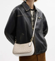 Жіноча сумка Coach Teri Shoulder Bag Signature Canvas Light Khaki Кросбоді Багет Біла - зображення 5