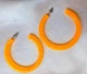 Сережки біжутерія Великі акрилові кільця jeweston Помаранчеві - зображення 4
