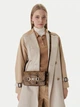 Сумка кросс-боди через плечо женская Guess Janie Logo Cnvrtbl Xbody Flap HWOS99-24210-LTL Latte Logo (198659053611) - изображение 2