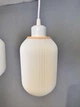 Изысканный пластиковый абажур 11 x 11 x 17,5 см с прорезями для подвесного светильника под патрон Е27 Белый - изображение 8