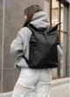 Жіночий міський рюкзак RollTop з поліестеру для ноутбука 12.5–17 дюймів з регульованим об'ємом та кишенями, чорний 60602 - зображення 3