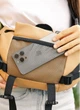 Велика жіноча поясна сумка бананка з екошкіри Sambag DynamicDart бежева 60521 - зображення 7