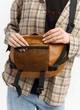 Велика жіноча поясна сумка бананка з натуральної шкіри міська Sambag DynamicDart, руда 60510 - зображення 8