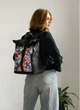 Жіночий міський рюкзак RollTop Sambag One Flowers для ноутбука до 16–17 дюймів з екошкіри, чорний з квітковим принтом 60566 - зображення 10