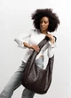 Женская сумка Sambag HOBO WEAVE шоколад вместительная городская из экокожи для ноутбука 15.6 дюйма 62279 - изображение 12