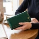 Большой лакированный женский кошелек из натуральной кожи ST Leather для карт с монетницей Зеленый (bg194fash24) - изображение 2