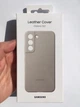 Чехол кожаный противоударный Leather Cover для Samsung Galaxy S22 (S901) Gray - изображение 2