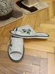 Женские льняные тапочки Belsta с вышивкой и открытым носком Бежевые с оливками 36 - изображение 4