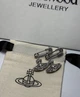 Vivienne Westwood сережки жіночі,Сережки з підвіскою у формі планети Шпилька - изображение 5