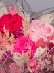 Флорариум-сердце «Барби» с живыми стабилизированными цветами 30*22*22 см - изображение 4