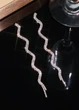 Серьги женские длинные волна с камешками Fashion Jewelry Серебристые 22341 - изображение 6