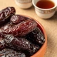 Королевский финик 500 г натуральный сушеный, большие мясистые плоды для перекусов и десертов - изображение 7