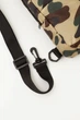 Сумка-слинг через плечо Bape в камуфляжном цвете. - изображение 2