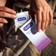 Презервативы латексные с силиконовой смазкой Durex Invisible Extra Lube (ультратонкая с дополнительной смазкой) 12 шт (5052197057089) - изображение 5