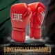 Боксерские перчатки Leone GN111 THE GREATEST Red 10 унций (бинты 4 м. в комплекте) - изображение 2