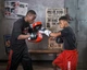 Лапи боксерські Title Classic Charge Punch Mitts чорно-червоні 2 шт (CCHPM) - зображення 5
