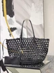 Жіноча сумка шоппер Saint Laurent Panier Medium Beaded Tote чорна плетена з дерев'яних намистин - зображення 13