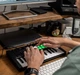 MIDI-клавіатура Novation Launchkey Mini 25 MK4 (236478) - зображення 6