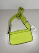 Жіноча шкіряна сумка Michael Kors XS EW Sling з срібним логотипом салатового кольору - зображення 6