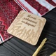 Весільна підставка для обручок "Вільні, закохані, нескорені", скринька з кришкою, з дерева під замовлення (ПК0035) - зображення 4