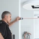 Інфрачервоний лазерний далекомір BOSCH, вимірювальний прилад для вимірювання розмірів кімнат, електронна рулетка, компактний та портативний, діапазон 40 метрів, GLM 4000 - изображение 6