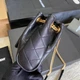 Женская кожаная сумка YSL Mini Nolita черного цвета с золотистой фурнитурой, через плечо, с цепочкой - изображение 3