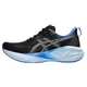 Мужские кроссовки для бега Asics Novablast 5 1011B974-001 43.5 Black-White-Blue - изображение 1