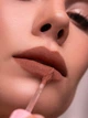 Бархатная матовая помада velour lip Souffle Zola 03 Toffee - изображение 3