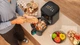 Frytkownica beztłuszczowa Cecotec Cecofry&Grill Smokin'Prime 4000 (A01_EU01_102085) - obraz 9