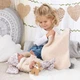 Lalka Bobas Bayer Reborn Baby z akcesoriami 38 cm Jasnoróżowa 93827AN (4003336421170) - obraz 7
