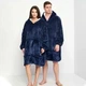 Оверсайз плед халат с капюшоном 100х80см для дома Huggle Hoodie Черный из полиэстера - изображение 7