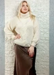 Светр фактурної в'язки з декоративною косою молочний Italy Moda 22-023 - молочний - M-XL - изображение 5