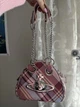 Жіноча сумка Vivienne Westwood Vegan Archive Orb / Брендова рожве сумка вівьєн вествуд зі срібним ланцюжком та великим фірмовим лого-орбом - изображение 5