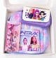Подарунковий набір K-POP Huntrix – рюкзак, пенал на 3 відділення, блокнот, канцелярський набір - зображення 1