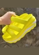 Босоножки на платформе Crocs Mega Crush Triple Sandal Acidity m5\w7 арт.209842-76M - изображение 2