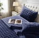 Набор Lovely Svi Покрывало Вельвет Люкс Squared Blue Всесезонное Евро 220х240 см + Наволочки 50х70 2 шт (6900007203265) - изображение 2