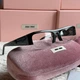 Солнцезащитные очки Miu Miu MU B07S прозрачная линза, черная оправа - изображение 10