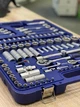 Набор инструментов STANDART ST-0130 синий универсальный из 130 предметов 1/4" и 1/2" в пластиковом кейсе (112-163-ST-0130) - изображение 2