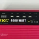 Инвертор преобразователь напряжения 12В-220В 4000Вт UKC, автомобильный инвертор с USB разъемами, LED-дисплеем и 3 розетками 220В для ноутбуков, освещения, аудио- и видеотехники Красный, KC-2349 - изображение 4