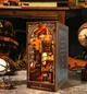 Бук Нук Академія Гаррі Поттера Harry Potter Magic Academy DIY Book Nook Kit SJ027 - изображение 4