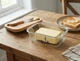 Маслянка скляна Butter з бамбуковою кришкою та ножем 10,5×14,5×6 см для зберігання вершкового масла - изображение 3