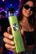 Pod система Vaporesso XROS 4 Mini Ice Green зелена багаторазова електронка 1000мАч вейп вапорессо х-рос 4 міні зеленого кольору - зображення 3