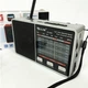 Радіоприймач GOLON RX-8866 портативний, радіо FM AM SW з USB, microSD, акумулятором і LED-ліхтариком, білий - зображення 4