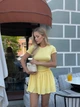 Костюм женский прогулочный футболка+юбка-шорты желтого цвета 39030 One Size - изображение 2