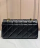 COACH Tabby 26 — жіноча сумка на ланцюжку, стьобана, чорна, золотий логотип - изображение 11