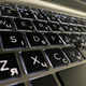 Ультрабук Б-клас HP EliteBook 840 G7 / 14" (1920x1080) IPS / Intel Core i5-10310U (4 (8) ядра по 1.7 - 4.4 GHz) / 16 GB DDR4 / 275 GB SSD / Intel UHD Graphics / WebCam / TouchID б/в + Подарунок Бездротова миша / USB - зображення 6