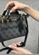 Женская сумка Guess 088 с двумя ручками серая - изображение 3
